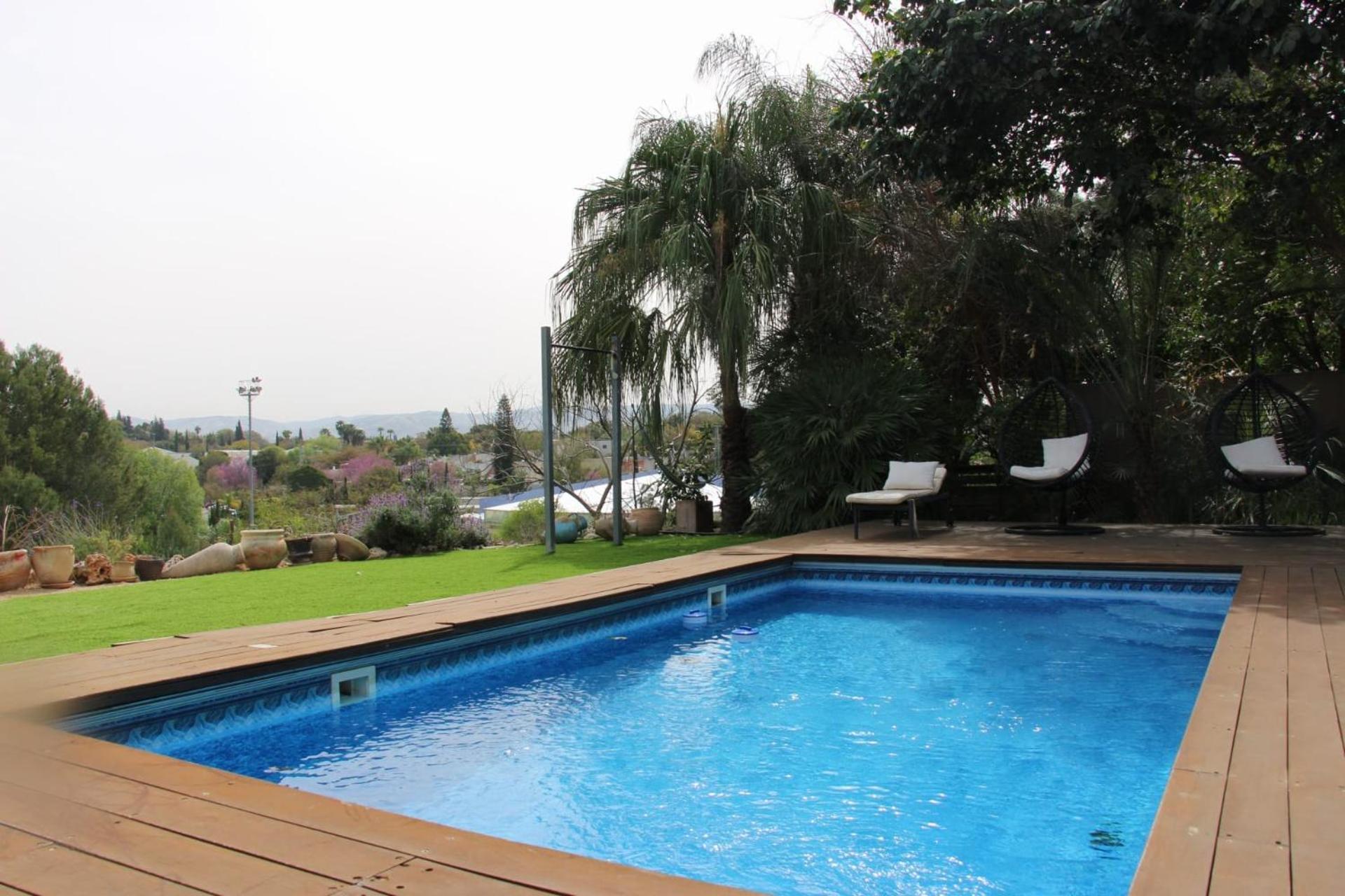 קשת בענן Villa Modiin Kültér fotó